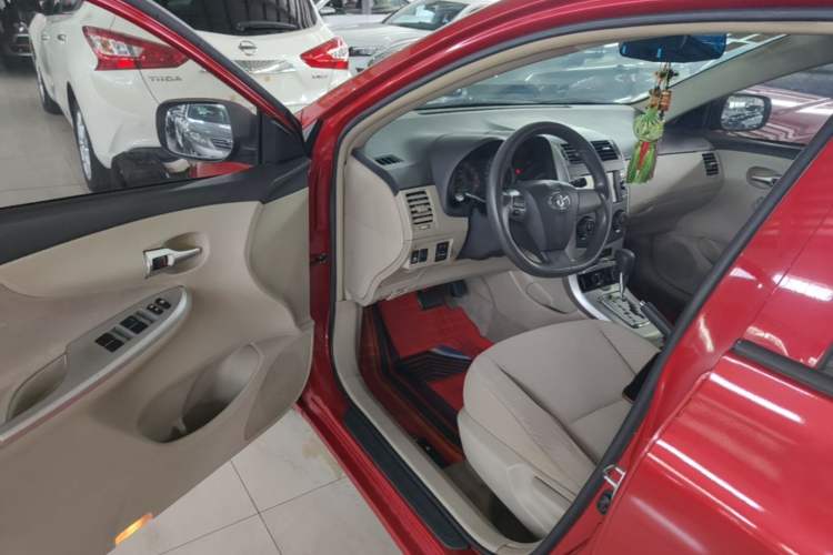 Used Toyota Corolla 2013 Special Edition 1.6L Automatic Cool GL Model Driver Seat
