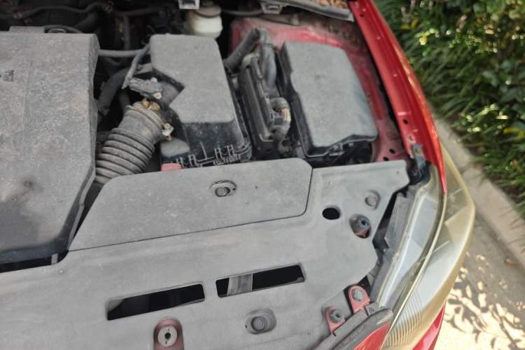 Used Toyota Corolla 2013 Special Edition 1.6L Automatic GL Cool Model Engine Bay Left