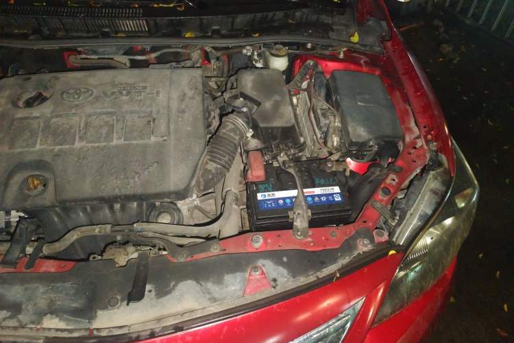 Used Toyota Corolla 2013 Special Edition 1.8L CVT ZhiKu GL-i Engine Bay Left