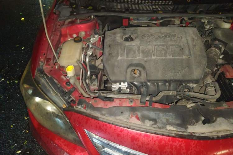 Used Toyota Corolla 2013 Special Edition 1.8L CVT ZhiKu GL-i Engine Bay Right