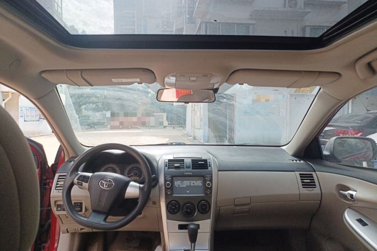 Used Toyota Corolla 2013 Special Edition 1.6L Automatic Cool GL Model Headliner