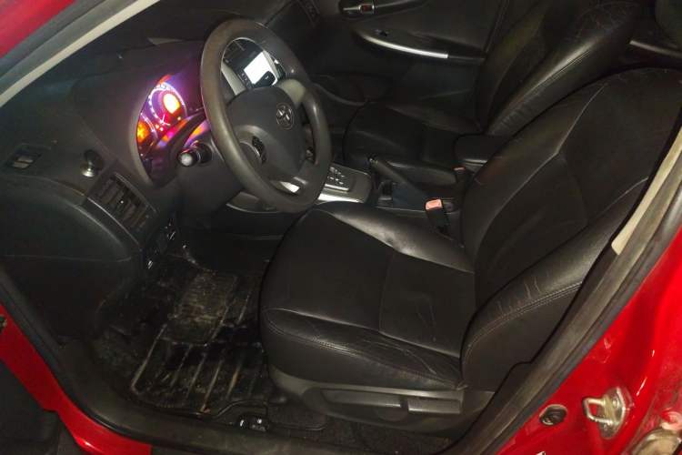 Used Toyota Corolla 2013 Special Edition 1.8L CVT ZhiKu GL-i Left Front Seat