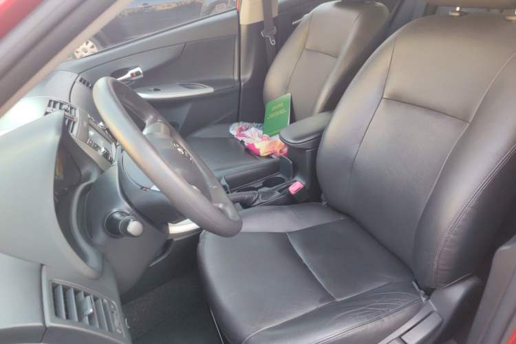 Used Toyota Corolla 2013 Special Edition 1.8L CVT ZhiKu GL-i Left Front Seat
