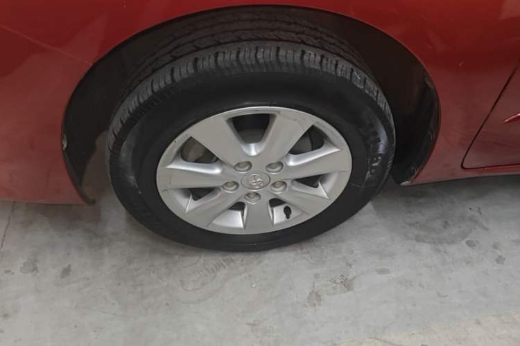 Used Toyota Corolla 2013 Special Edition 1.6L Automatic GL Cool Model Left Front Wheel Hub