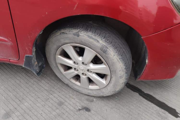 Used Toyota Corolla 2013 Special Edition 1.6L Automatic GL Cool Model Right Front Wheel Hub