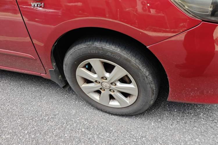Used Toyota Corolla 2013 Special Edition 1.6L Automatic GL Cool Model Right Front Wheel Hub