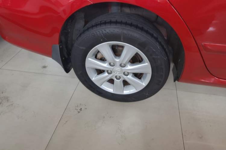 Used Toyota Corolla 2013 Special Edition 1.6L Automatic Cool GL Model Right Rear Wheel Hub