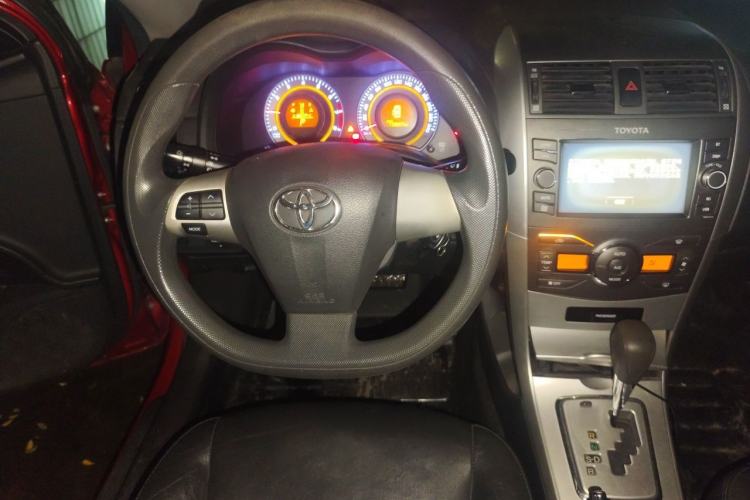 Used Toyota Corolla 2013 Special Edition 1.8L CVT ZhiKu GL-i Steering Wheel