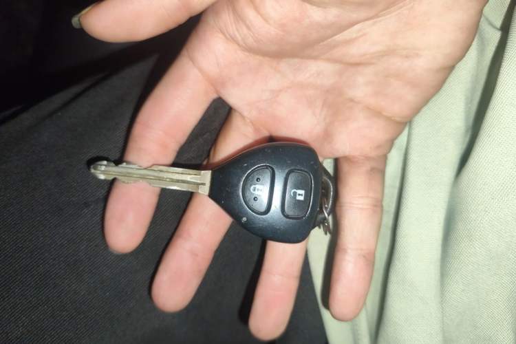 Used Toyota Corolla 2013 Special Edition 1.8L CVT ZhiKu GL-i Vehicle Key