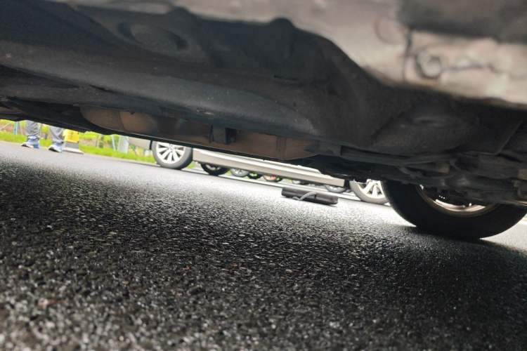 Used Toyota Corolla 2013 Special Edition 1.6L Automatic Cool GL Model Chassis Front Right