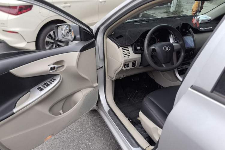 Used Toyota Corolla 2013 Special Edition 1.6L Automatic Cool GL Model Driver Seat