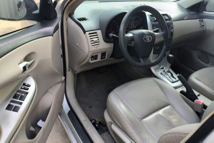 Used Toyota Corolla 2013 Special Edition 1.6L Automatic GL Cool Model Driver Seat