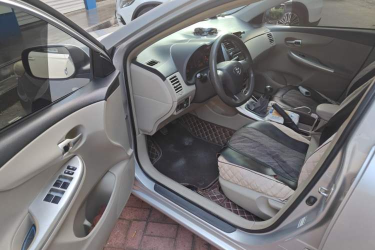 Used Toyota Corolla 2013 Special Edition 1.6L Manual Cool GL Model Driver Seat