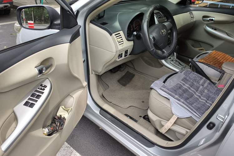 Used Toyota Corolla 2013 Special Edition 1.6L Automatic GL Cool Model Driver Seat