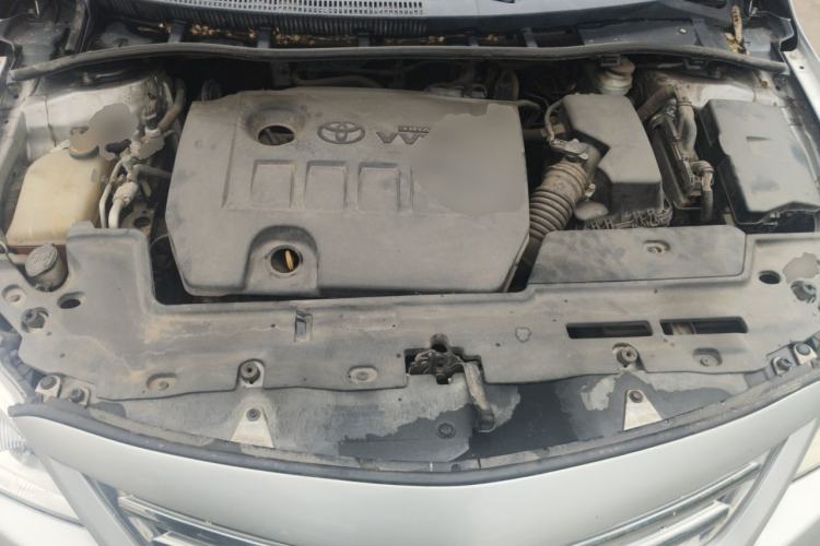 Used Toyota Corolla 2013 Special Edition 1.6L Manual – Cool GL Model Engine Bay