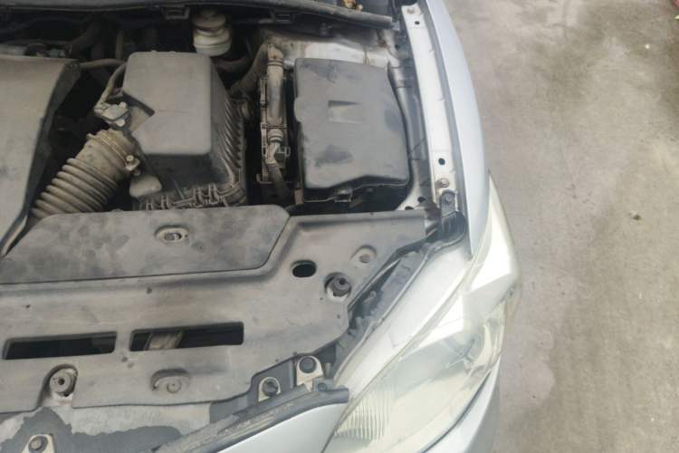 Used Toyota Corolla 2013 Special Edition 1.6L Manual – Cool GL Model Engine Bay Left