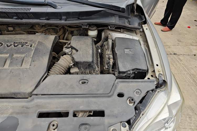 Used Toyota Corolla 2013 Special Edition 1.6L Automatic Cool GL Model Engine Bay Left