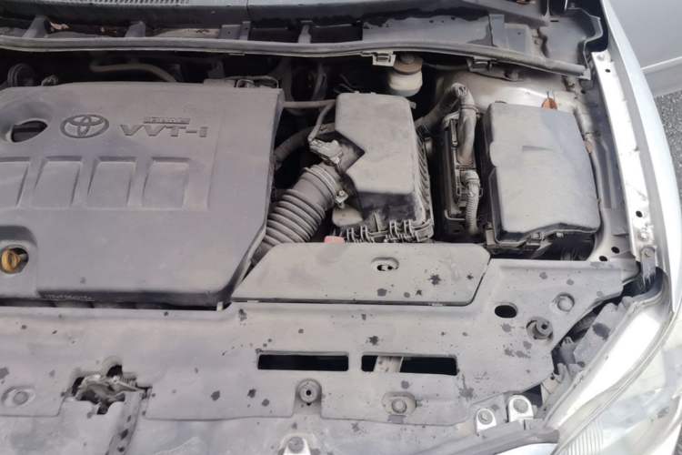 Used Toyota Corolla 2013 Special Edition 1.6L Automatic Cool GL Model Engine Bay Left