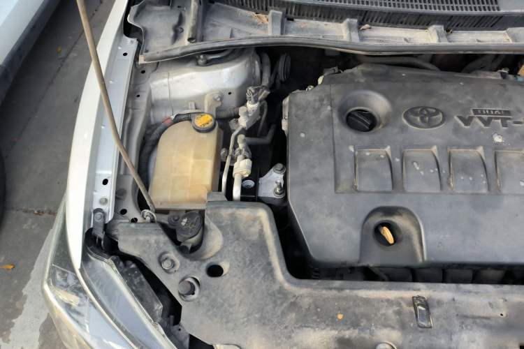 Used Toyota Corolla 2013 Special Edition 1.6L Automatic GL Cool Model Engine Bay Right