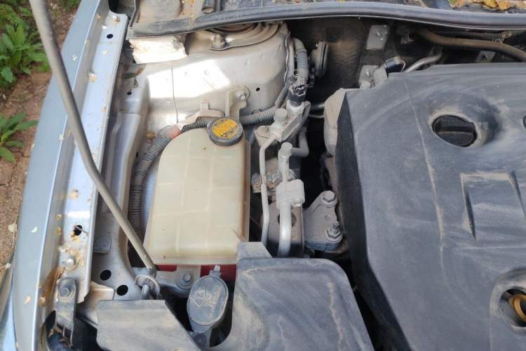 Used Toyota Corolla 2013 Special Edition 1.6L Automatic GL Cool Model Engine Bay Right