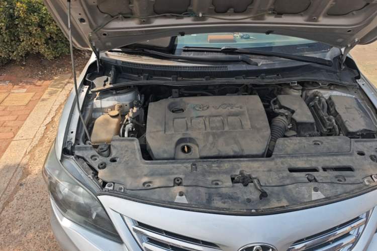 Used Toyota Corolla 2013 Special Edition 1.6L Automatic Cool GL Model Engine Bay Right