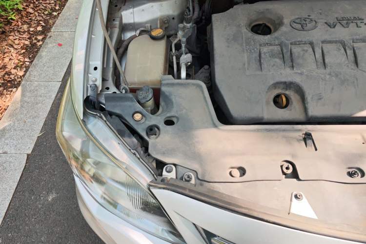 Used Toyota Corolla 2013 Special Edition 1.6L Automatic GL Cool Model Engine Bay Right