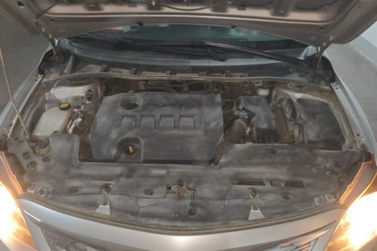 Used Toyota Corolla 2013 Special Edition 1.6L Automatic Cool GL Model Engine Bay
