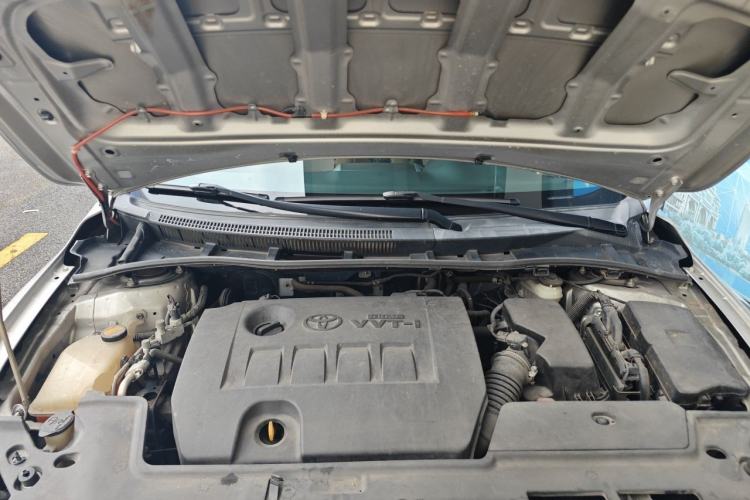 Used Toyota Corolla 2013 Special Edition 1.6L Automatic Cool GL Model Engine Bay