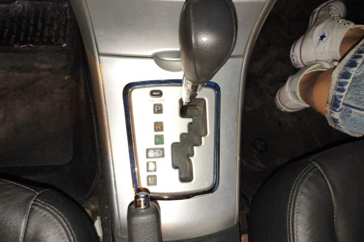 Used Toyota Corolla 2013 Special Edition 1.6L Automatic GL Cool Model Gear Lever