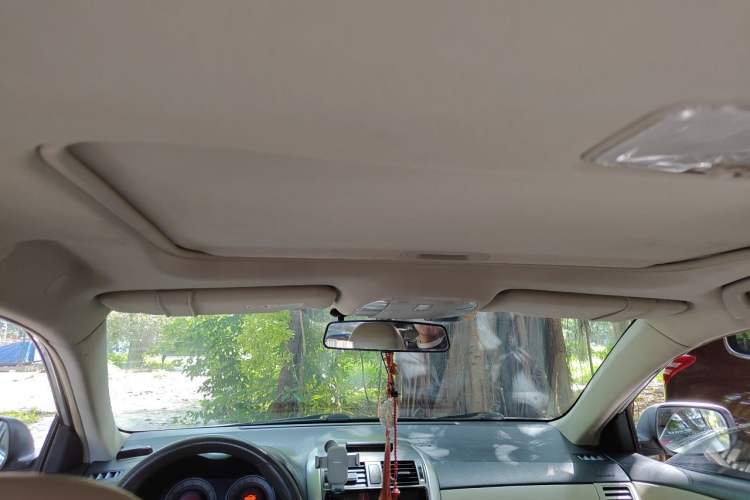 Used Toyota Corolla 2013 Special Edition 1.8L Manual - Cool Version GL-i Headliner