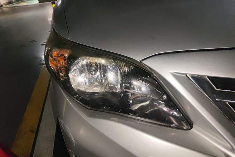 Used Toyota Corolla 2013 Special Edition 1.6L Automatic Cool GL Model Right Front Headlight