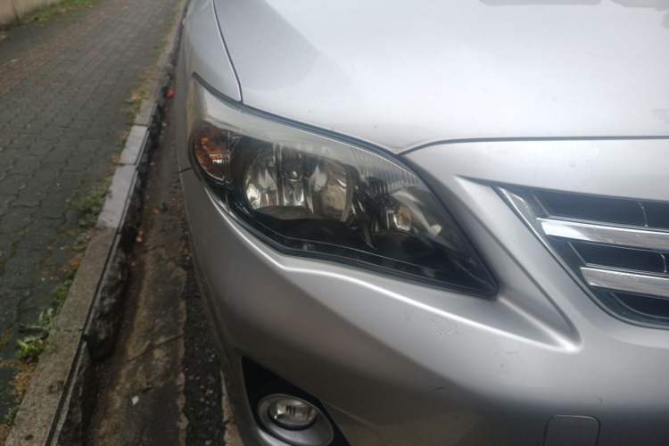 Used Toyota Corolla 2013 Special Edition 1.6L Automatic Cool GL Model Right Front Headlight