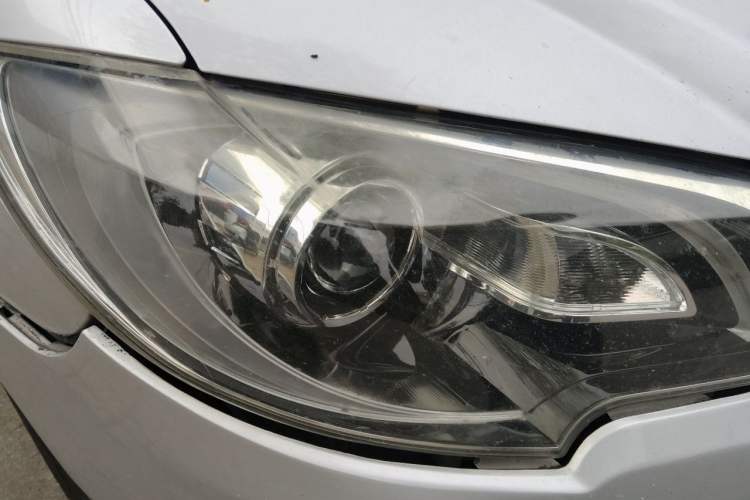 Used Toyota Corolla 2013 Special Edition 1.6L Automatic Cool GL Model Right Front Headlight