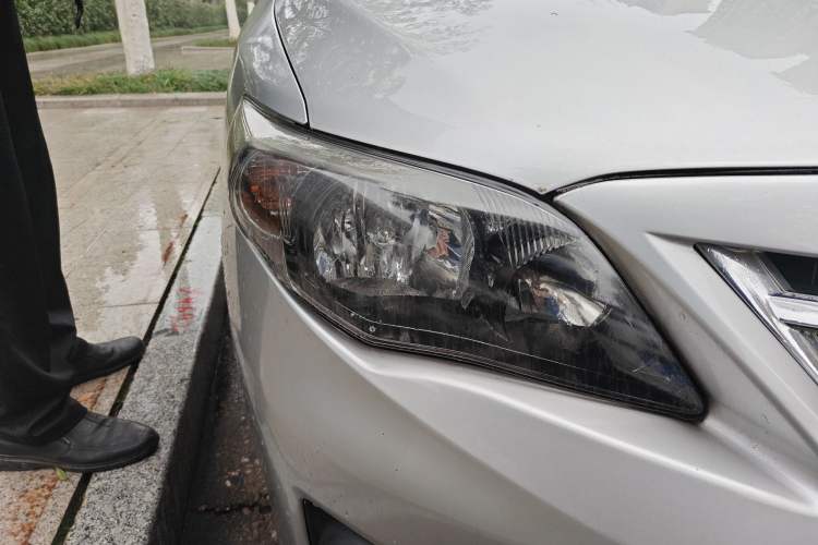 Used Toyota Corolla 2013 Special Edition 1.6L Automatic GL Cool Model Right Front Headlight
