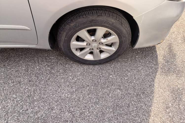 Used Toyota Corolla 2013 Special Edition 1.6L Automatic Cool GL Model Right Front Wheel Hub