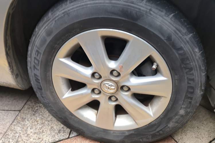 Used Toyota Corolla 2013 Special Edition 1.6L Automatic Cool GL Model Right Front Wheel Hub