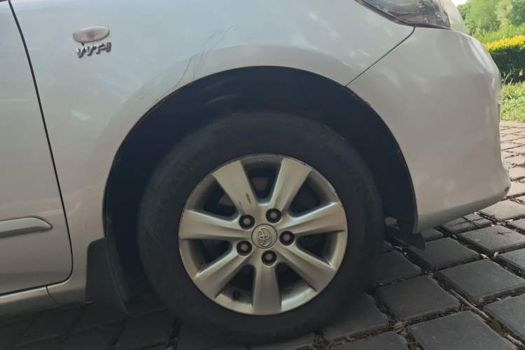 Used Toyota Corolla 2013 Special Edition 1.6L Automatic GL Cool Model Right Front Wheel Hub