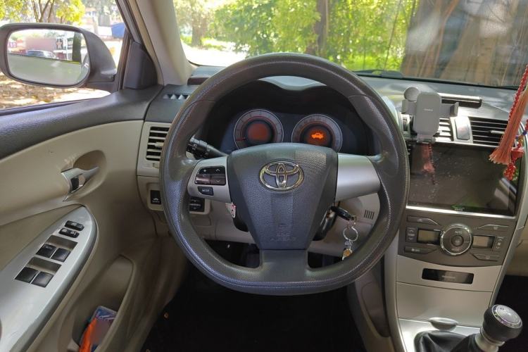 Used Toyota Corolla 2013 Special Edition 1.8L Manual - Cool Version GL-i Steering Wheel