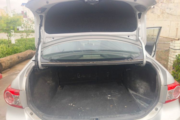 Used Toyota Corolla 2013 Special Edition 1.6L Manual – Cool GL Model Trunk