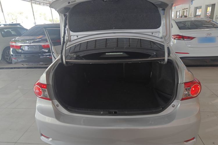 Used Toyota Corolla 2013 Special Edition 1.6L Automatic Cool GL Model Trunk
