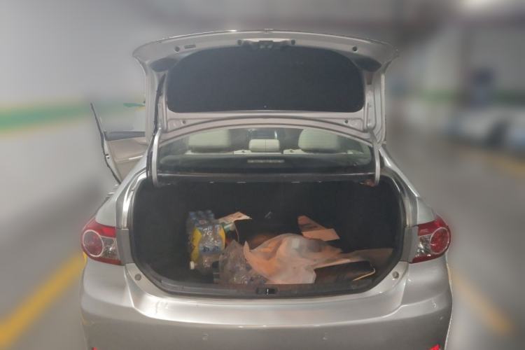 Used Toyota Corolla 2013 Special Edition 1.6L Automatic Cool GL Model Trunk