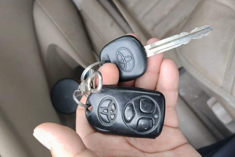 Used Toyota Corolla 2013 Special Edition 1.6L Automatic Cool GL Model Vehicle Key