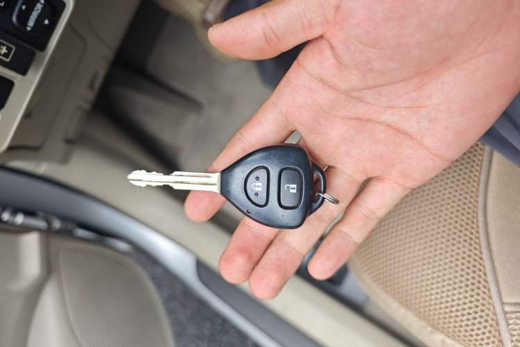Used Toyota Corolla 2013 Special Edition 1.6L Automatic Cool GL Model Vehicle Key