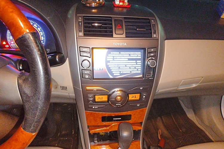 Used Toyota Corolla 2013 Special Edition 1.8L CVT ZhiKu GL-i Audio And AC Panel