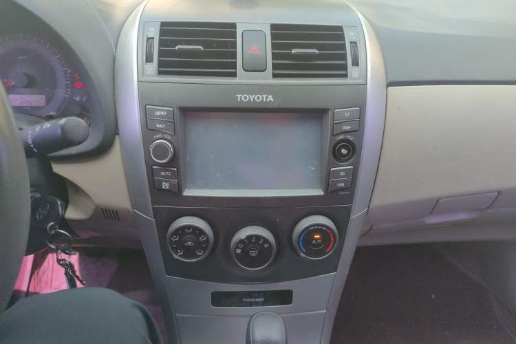 Used Toyota Corolla 2013 Special Edition 1.6L Automatic Cool GL Model Audio And AC Panel