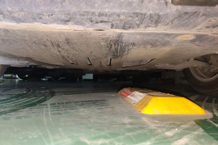 Used Toyota Corolla 2013 Special Edition 1.8L CVT ZhiKu GL-i Chassis Front