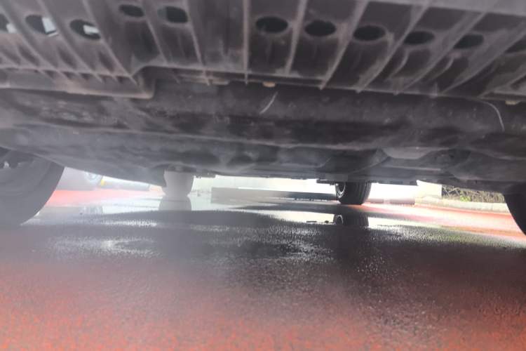 Used Toyota Corolla 2013 Special Edition 1.8L CVT ZhiKu GL-i Chassis Front