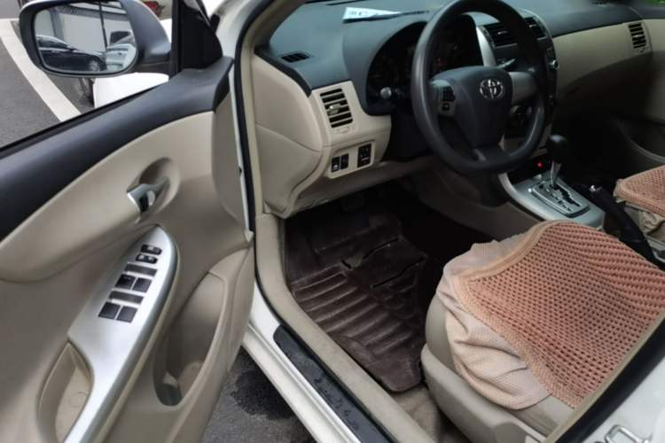 Used Toyota Corolla 2013 Special Edition 1.6L Automatic Cool GL Model Driver Seat
