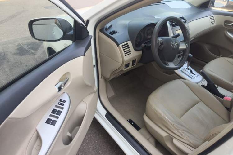 Used Toyota Corolla 2013 Special Edition 1.6L Automatic Cool GL Model Driver Seat