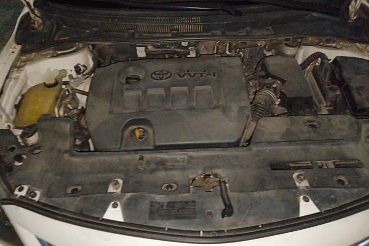 Used Toyota Corolla 2013 Special Edition 1.8L CVT ZhiKu GL-i Engine Bay